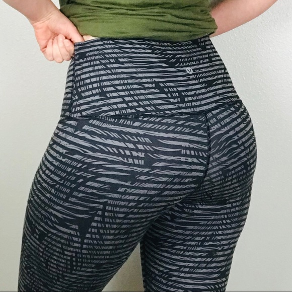 lululemon athletica Pants - 🍋 Lululemon HR Wunder Under Crop II Roll Down A5